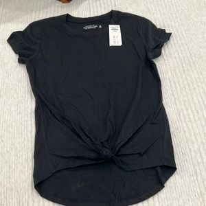 Abercrombie knotted crew tee